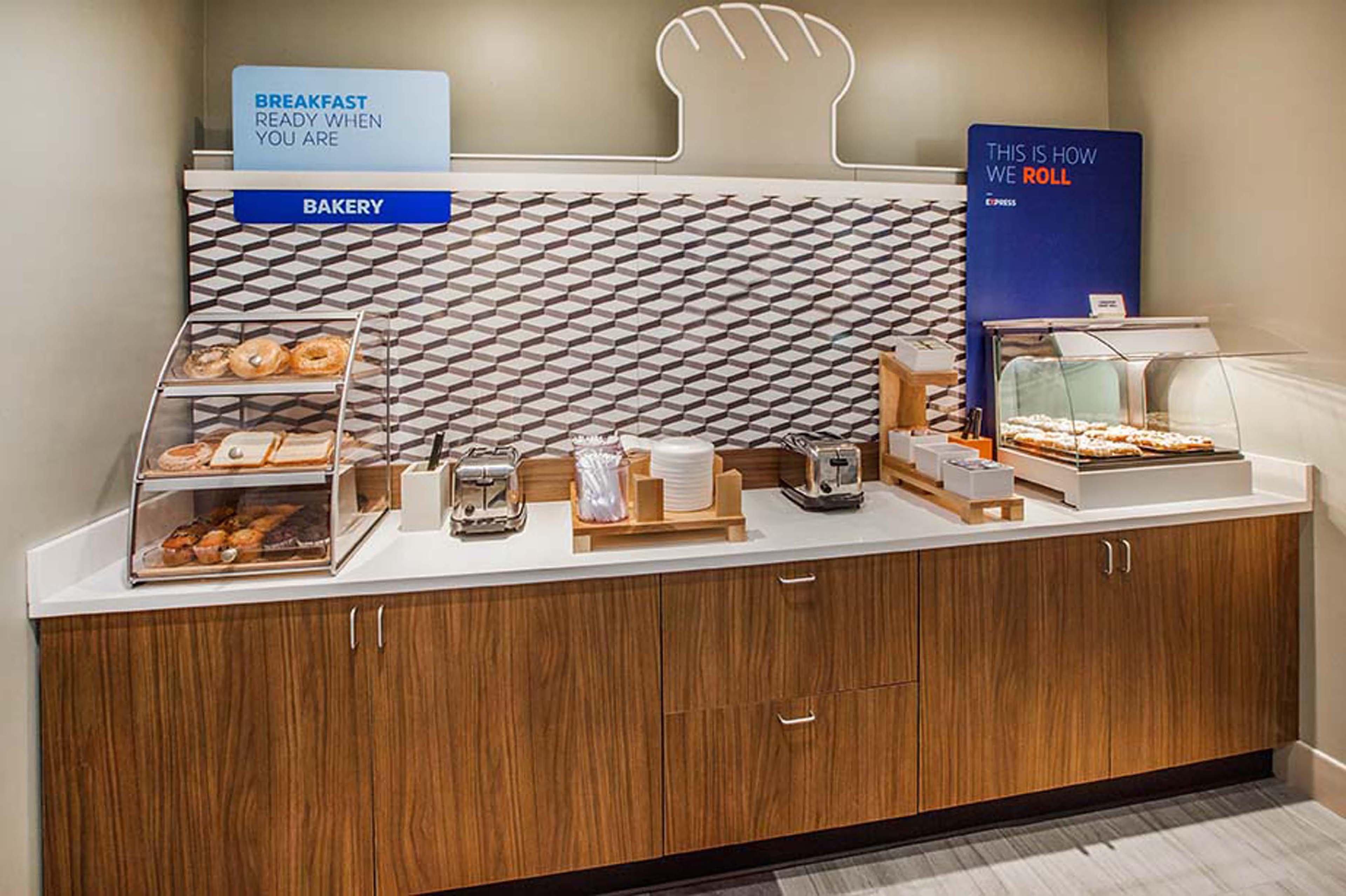 Holiday Inn Express Hotel And Suites Conroe By Ihg Buitenkant foto