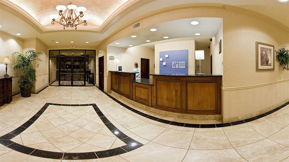 Holiday Inn Express Hotel And Suites Conroe By Ihg Buitenkant foto