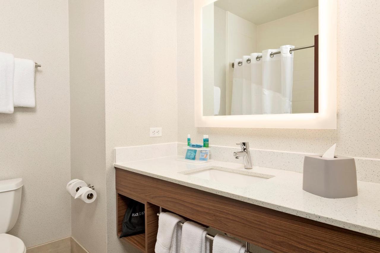 Holiday Inn Express Hotel And Suites Conroe By Ihg Buitenkant foto